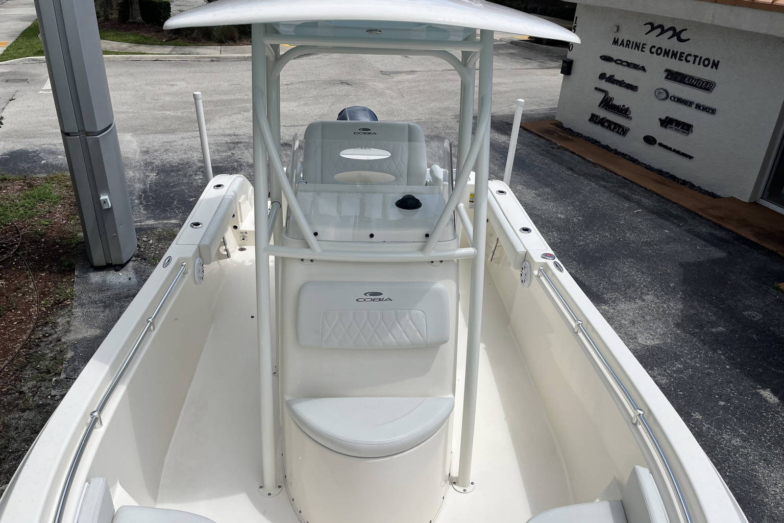 Used 2022 Cobia 220 CC #X072 image 15