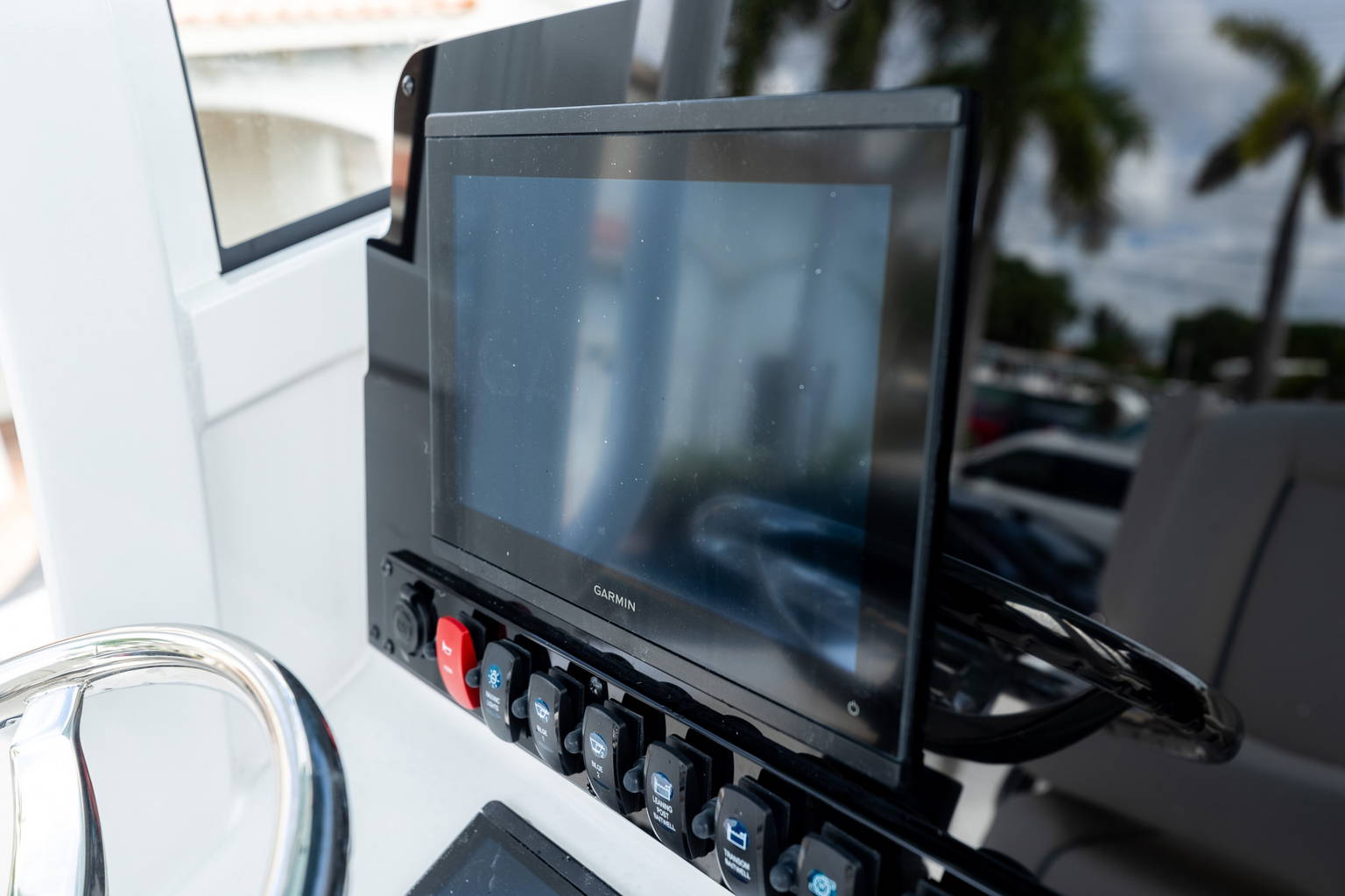 Alternative image of Sea Hunt Ultra 265 SE in West Palm Beach, FL