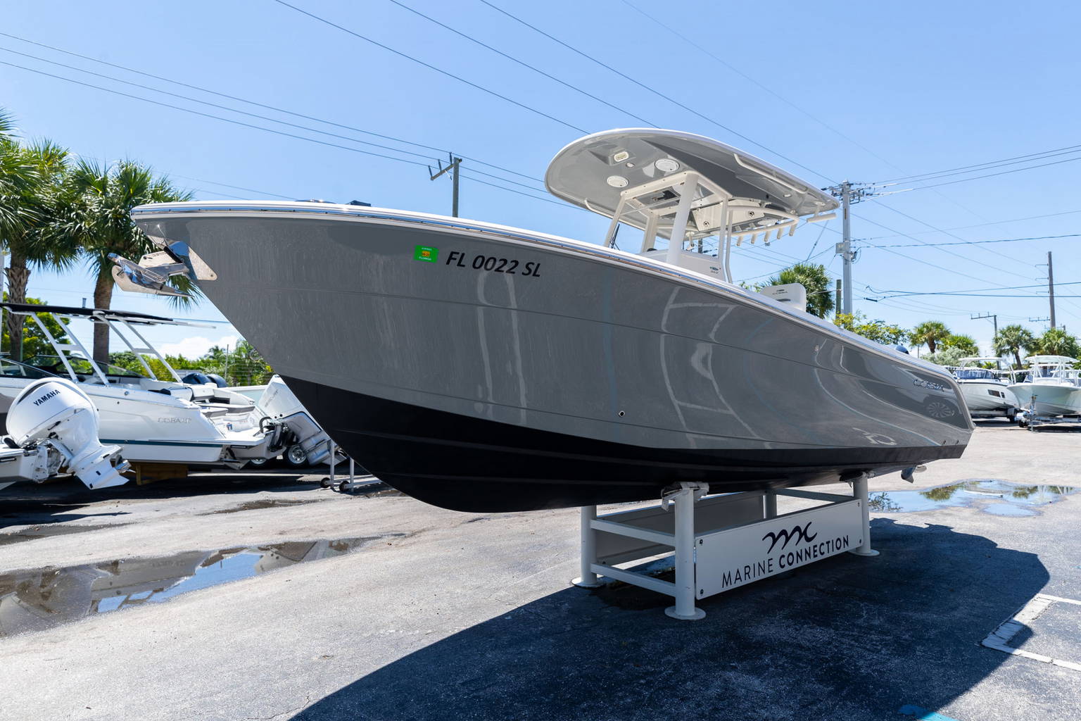 Used 2019 Cobia 262 CC #C037 image 5