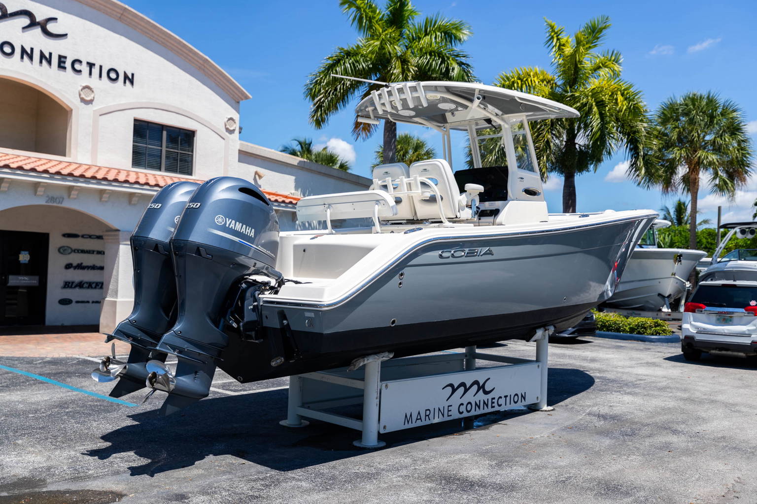 Used 2019 Cobia 262 CC #C037 image 11