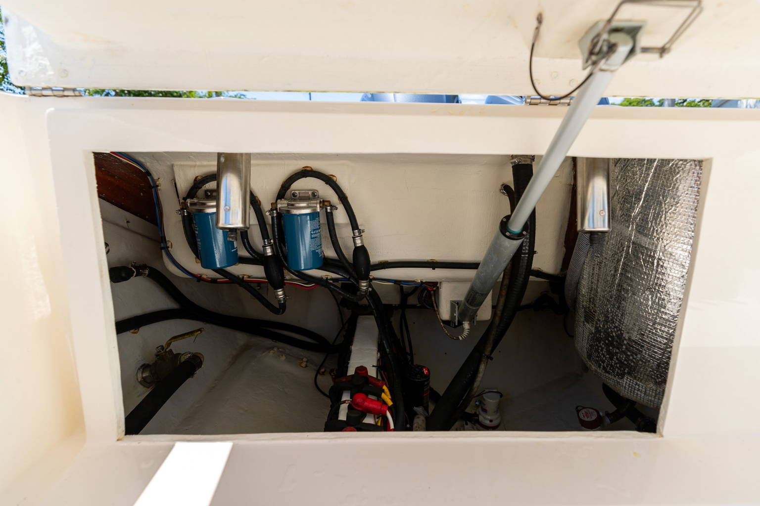 Used 2019 Cobia 262 CC #C037 image 18