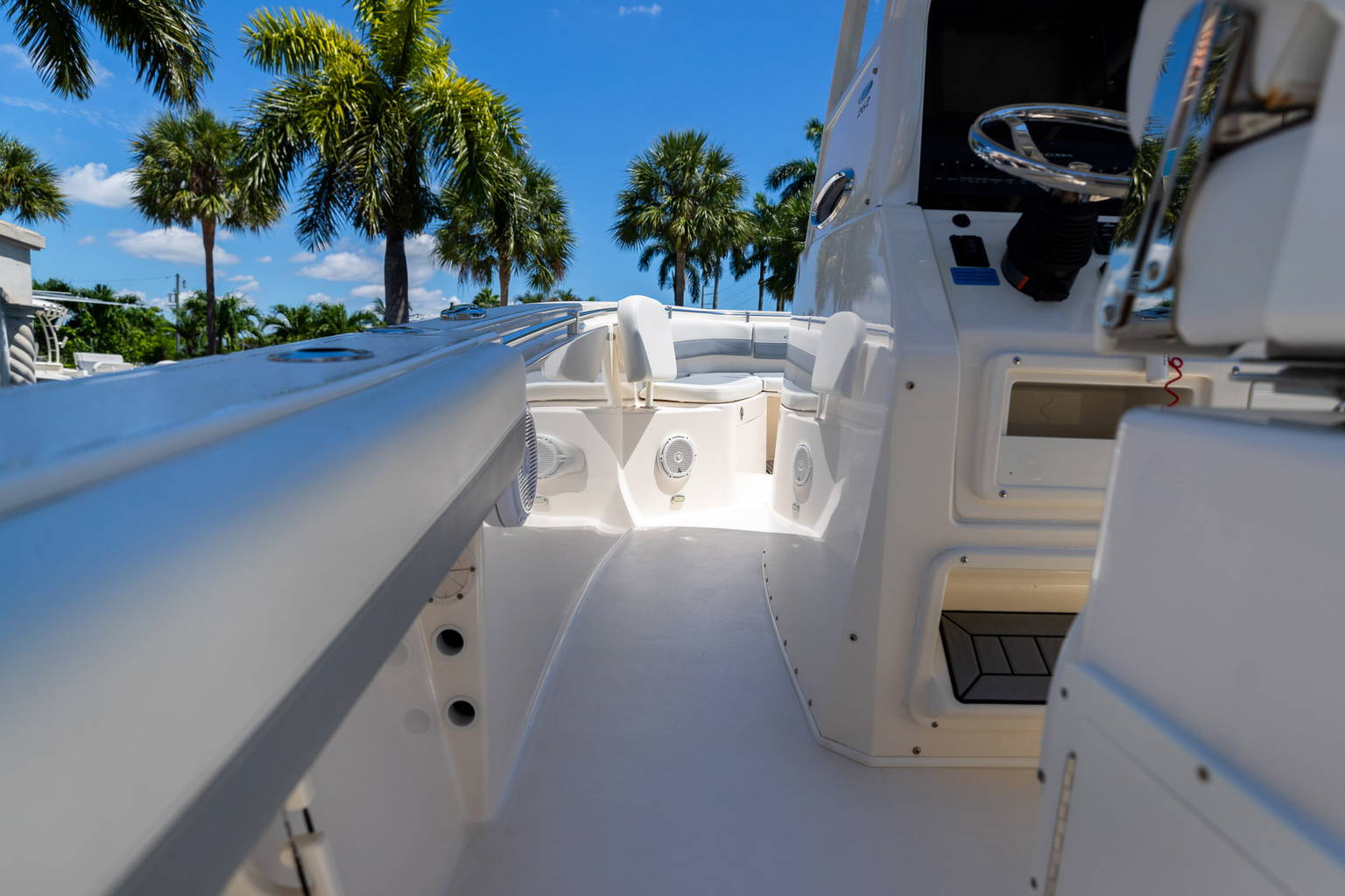 Used 2019 Cobia 262 CC #C037 image 26