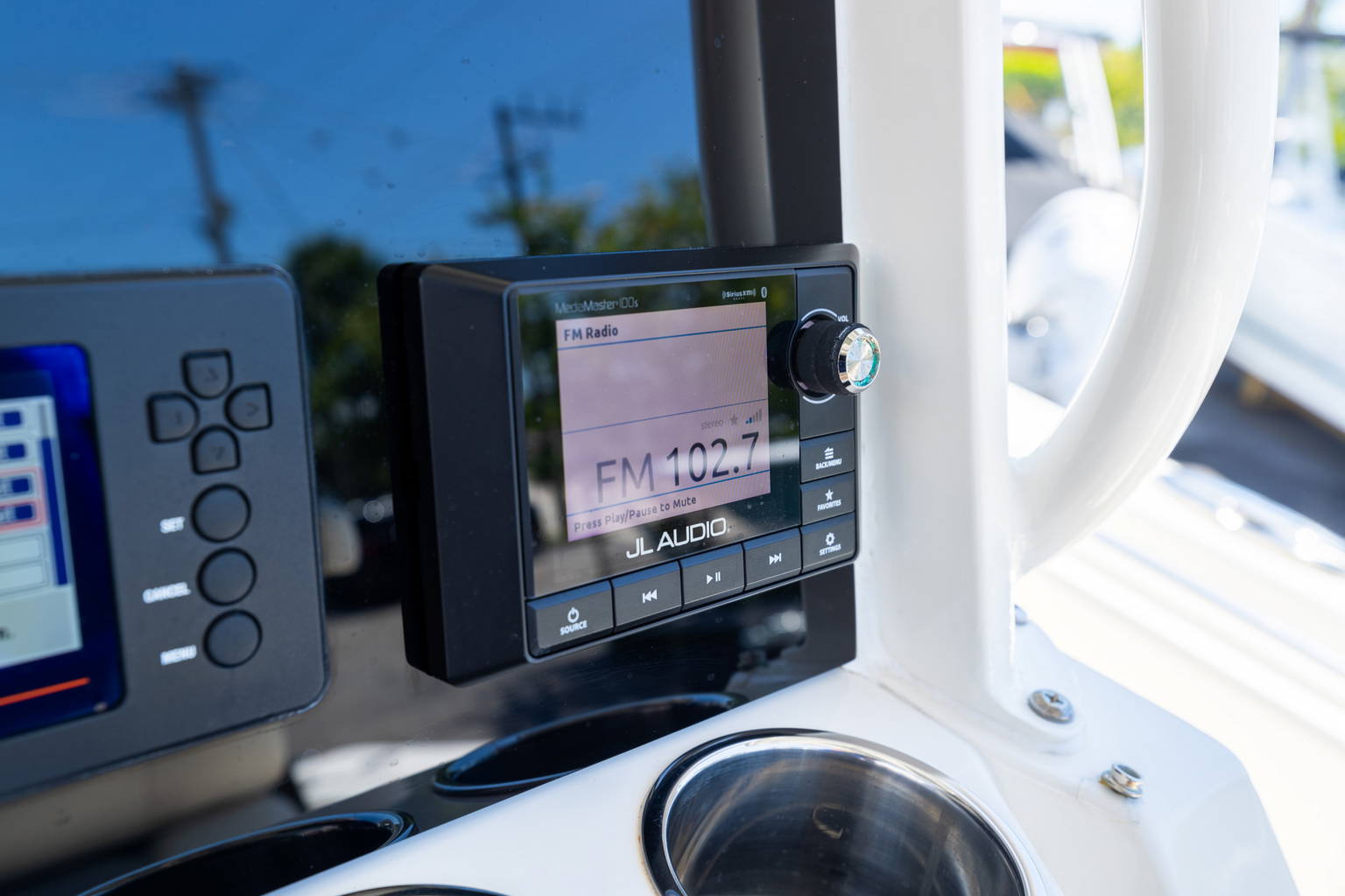 Used 2019 Cobia 262 CC #C037 image 31