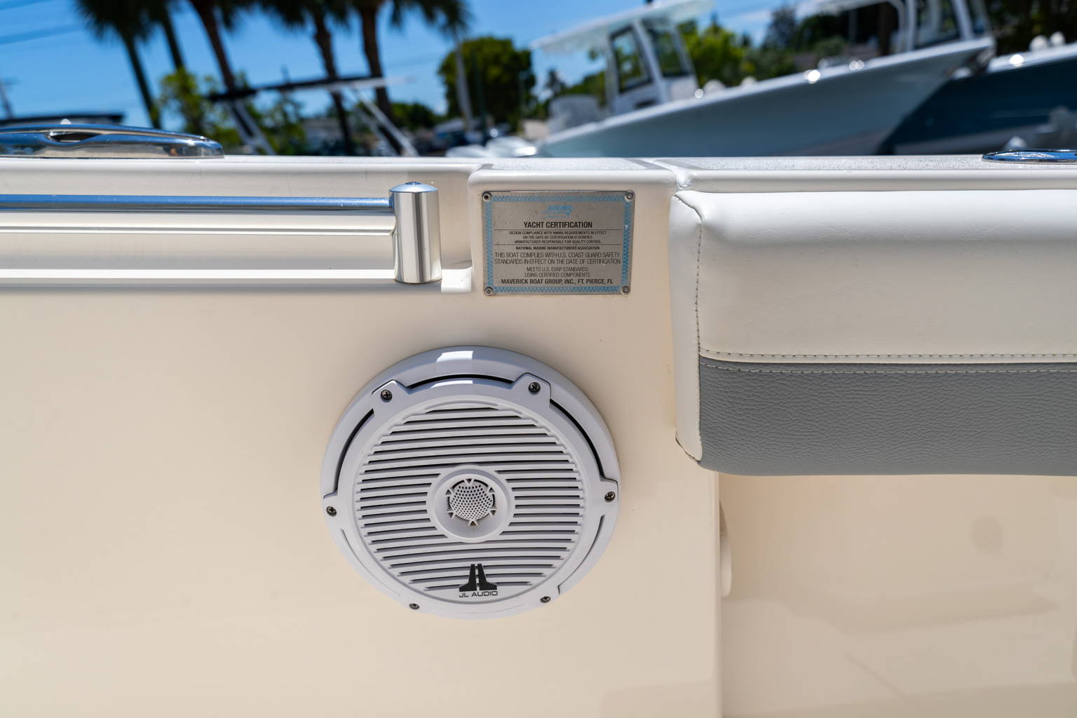 Used 2019 Cobia 262 CC #C037 image 44