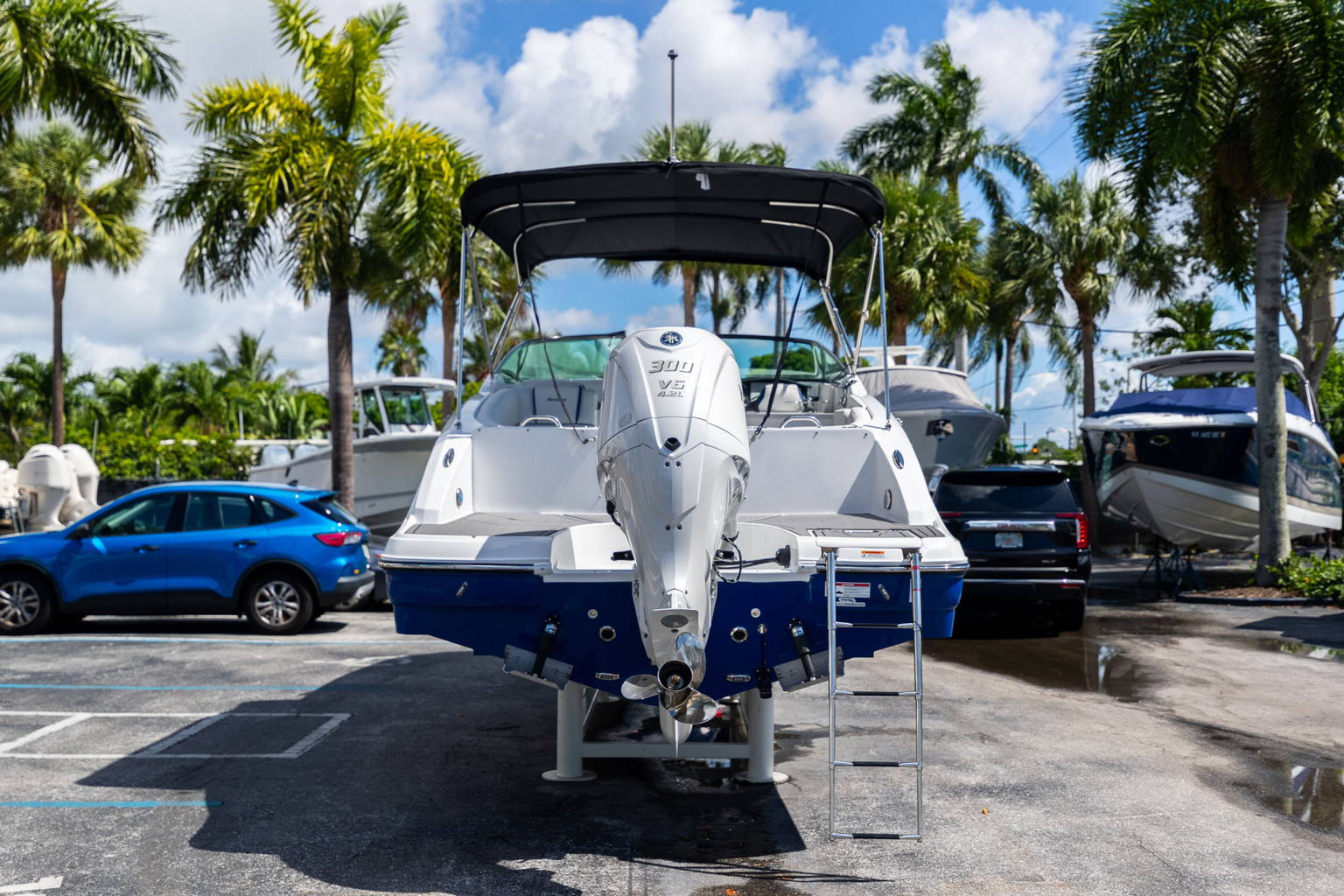 New 2023 Hurricane SunDeck 2690 OB #3756 image 7