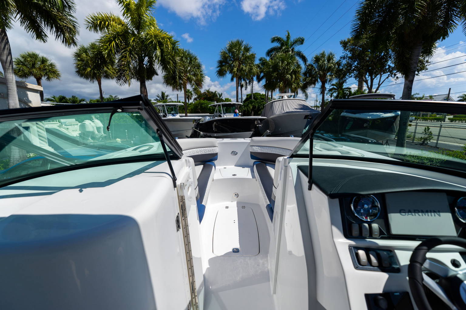 New 2023 Hurricane SunDeck 2690 OB #3756 image 30