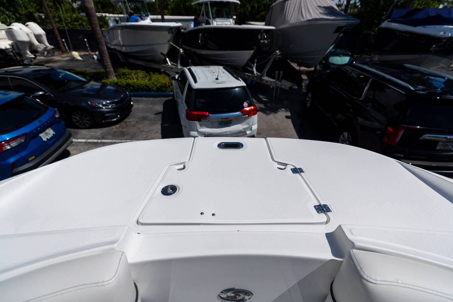 New 2023 Hurricane SunDeck 2690 OB #3756 image 34