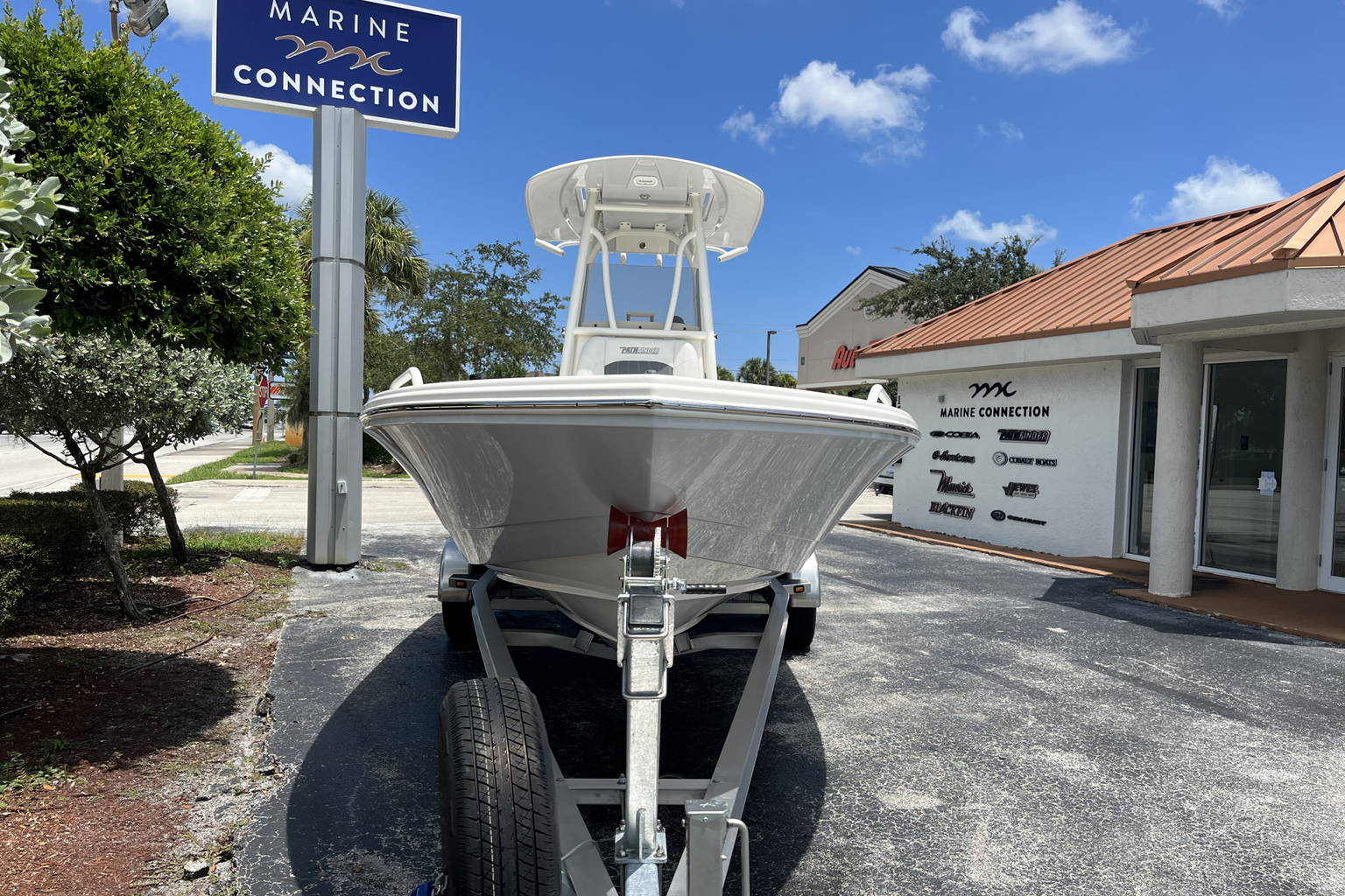 Used 2023 Pathfinder 2600 TRS #C047 image 3