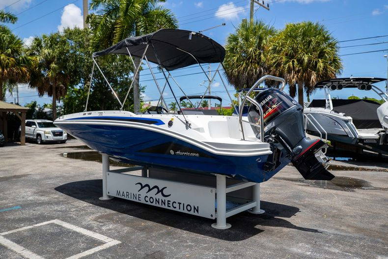 New 2022 Hurricane SunDeck Sport OB SS 185 OB #7874 image 6