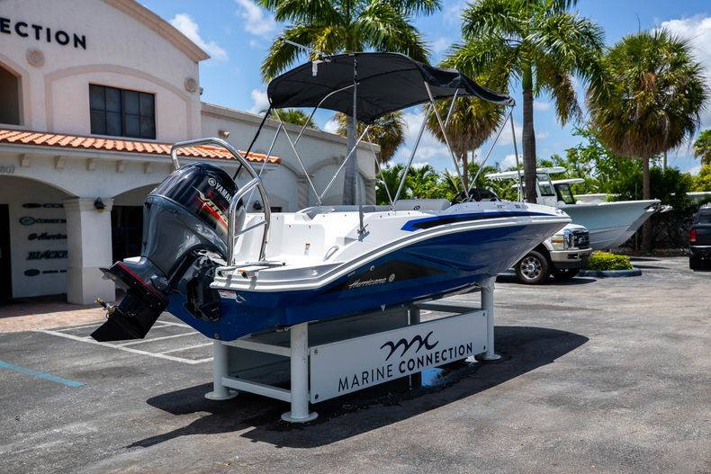 New 2022 Hurricane SunDeck Sport OB SS 185 OB #7874 image 8