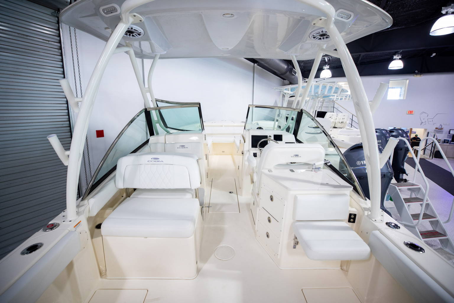 New 2023 Cobia 240 DC #E028 image 4