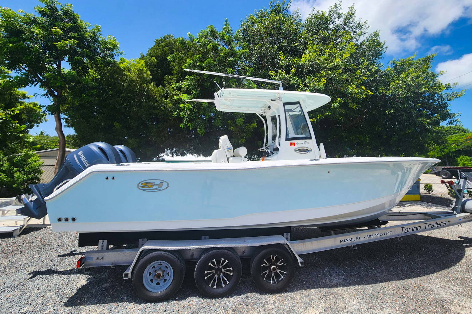 Used 2018 Sea Hunt Gamefish 27 CB #0822 image 1