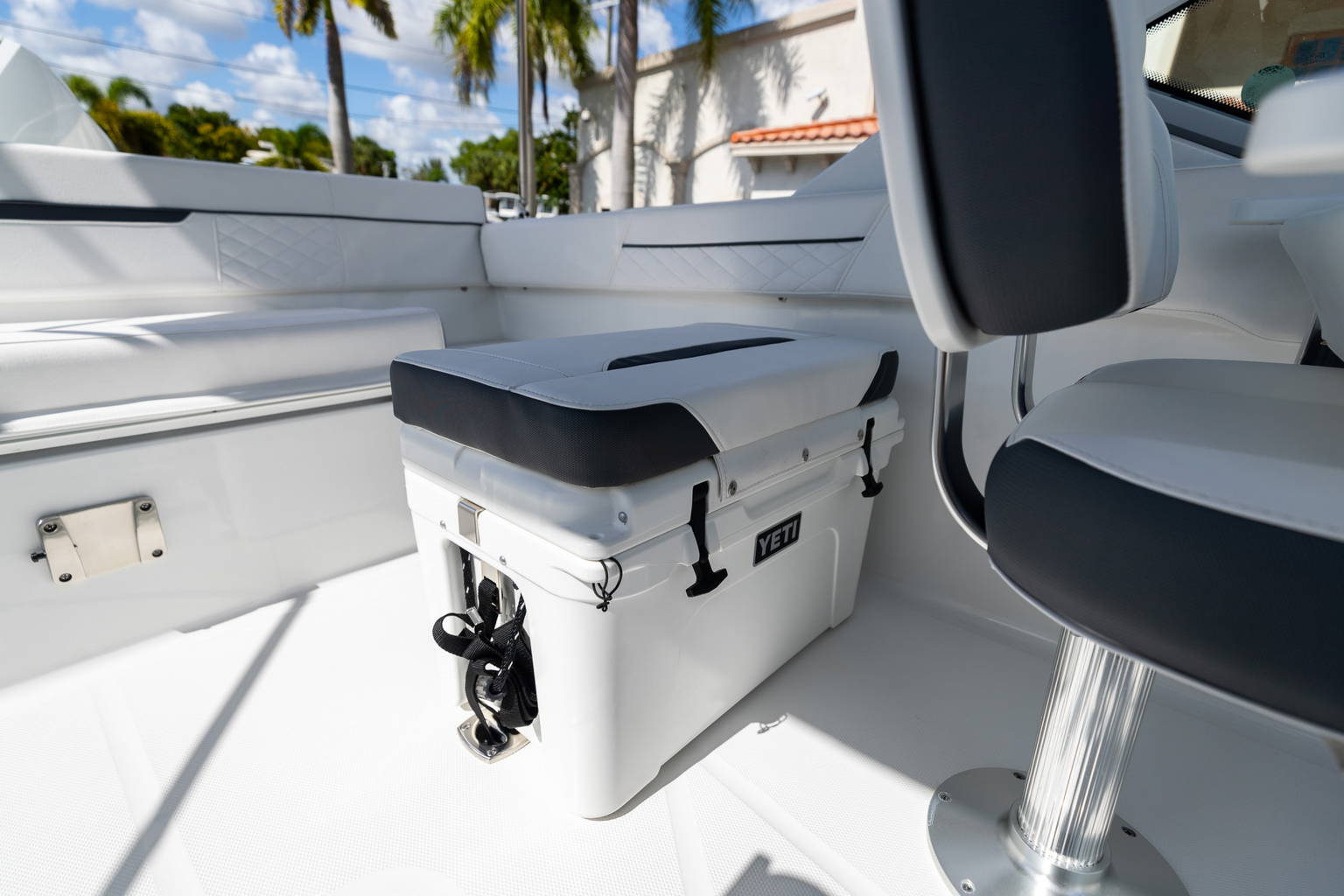 New 2023 Blackfin 232DC #K106 image 15