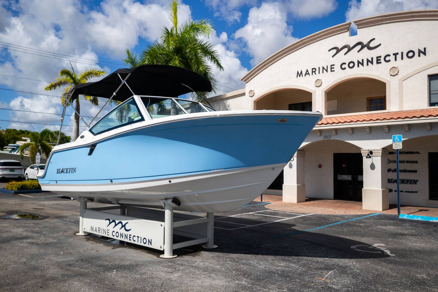 New 2023 Blackfin 232DC #K106 image 2
