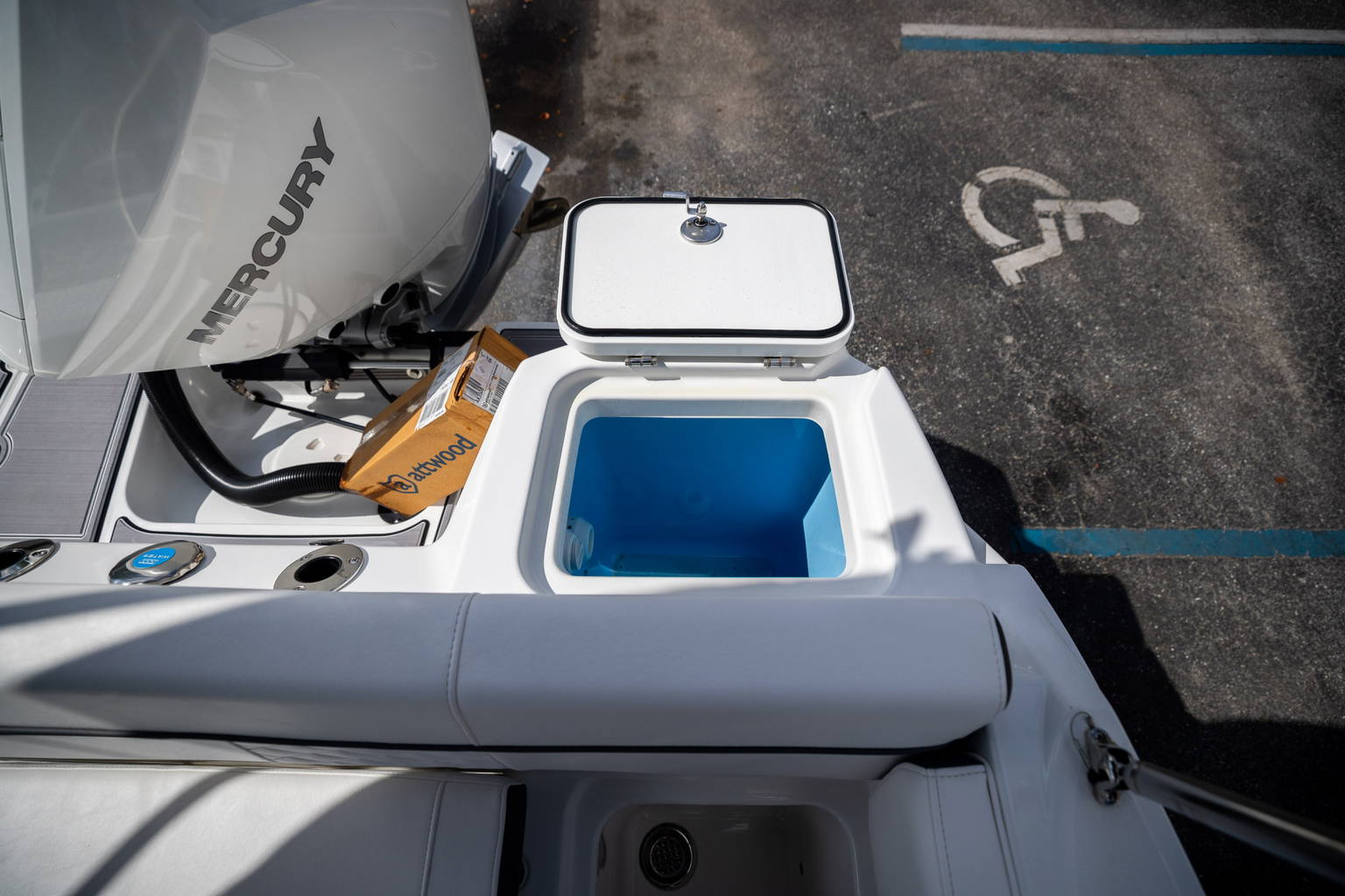 Alternative image of Blackfin 232DC in Vero Beach, FL