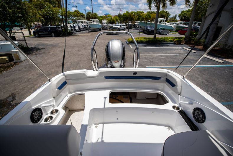 New 2022 Hurricane SunDeck Sport OB SS 185 OB #7874 image 11