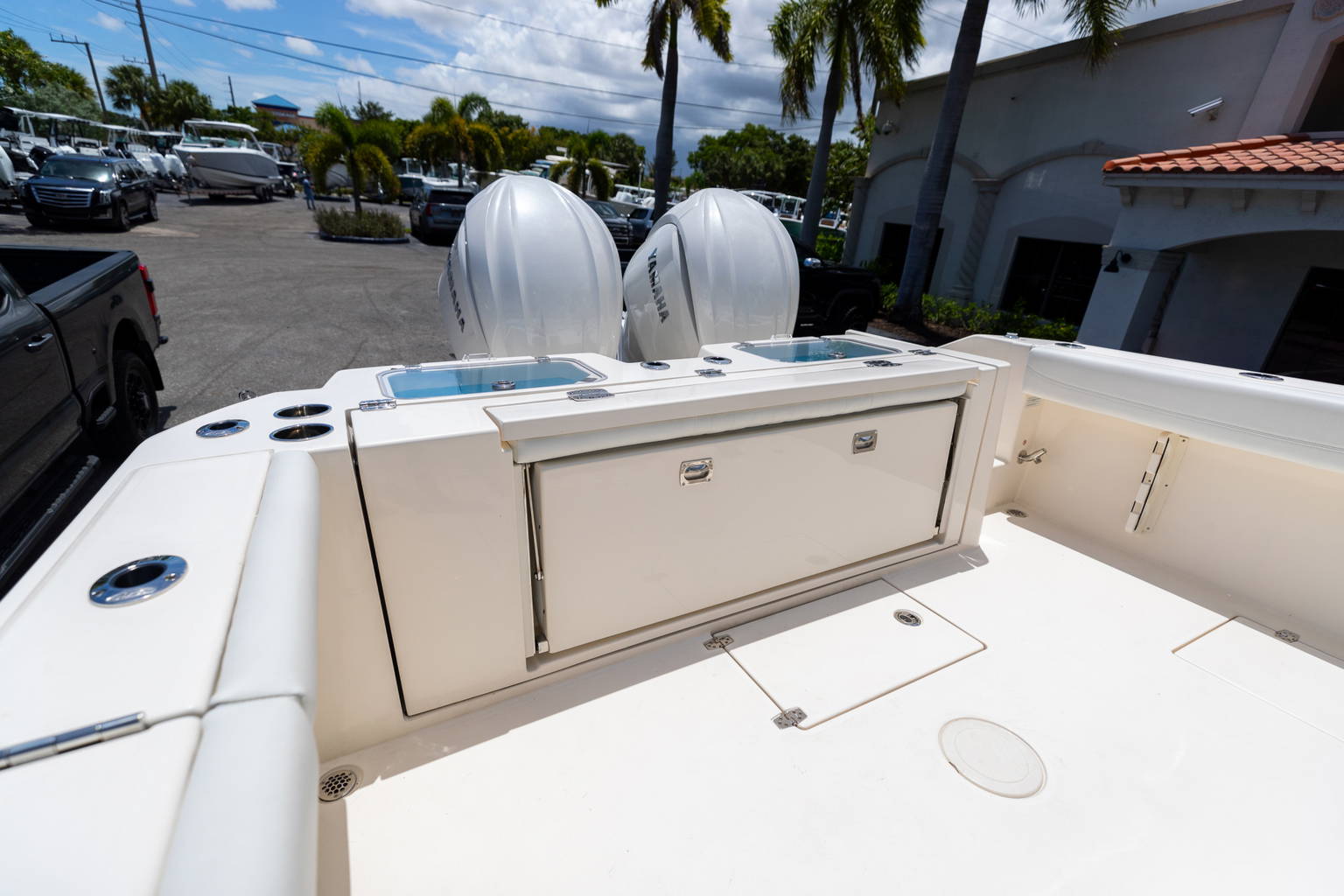 New 2023 Cobia 320 CC #A030 image 12