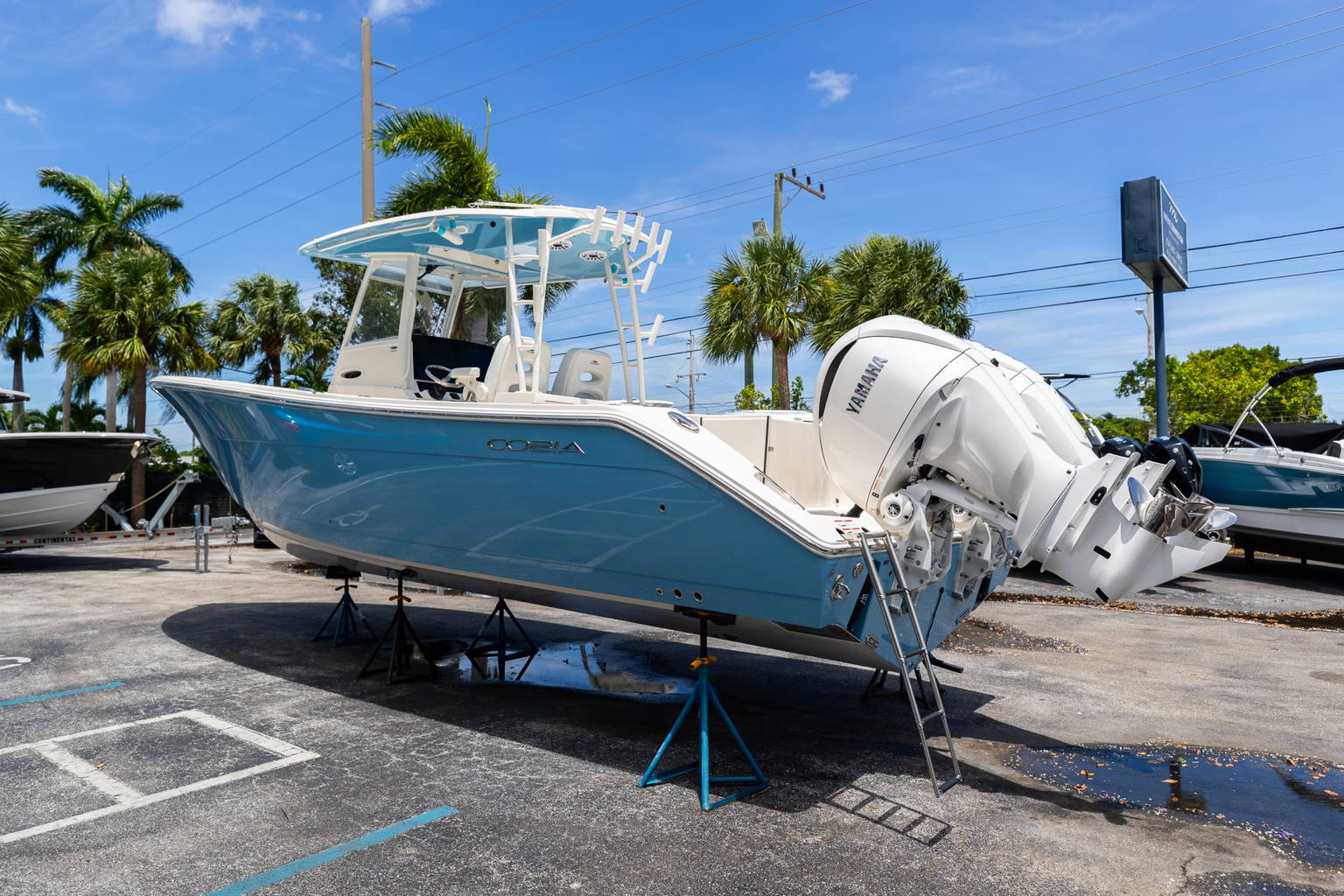 New 2023 Cobia 320 CC #A030 image 6