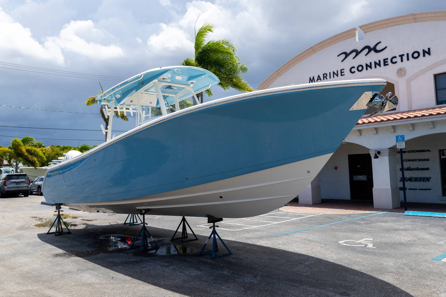 New 2023 Cobia 320 CC #A030 image 2
