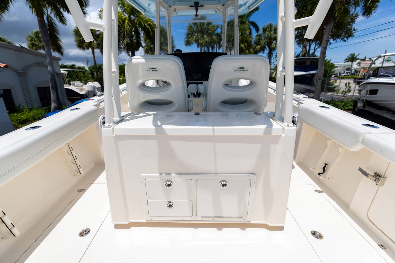 New 2023 Cobia 320 CC #A030 image 23