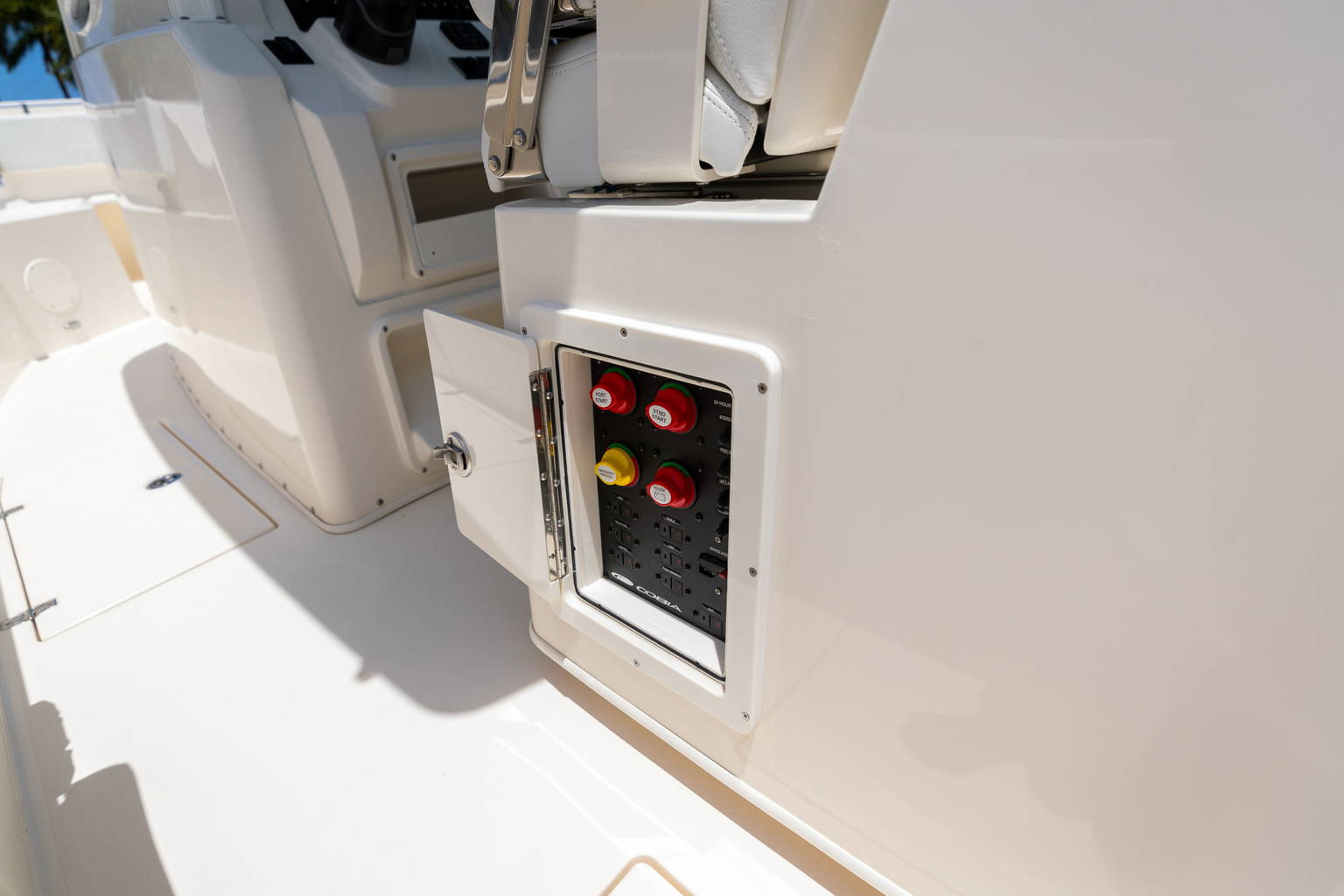 New 2023 Cobia 320 CC #A030 image 28