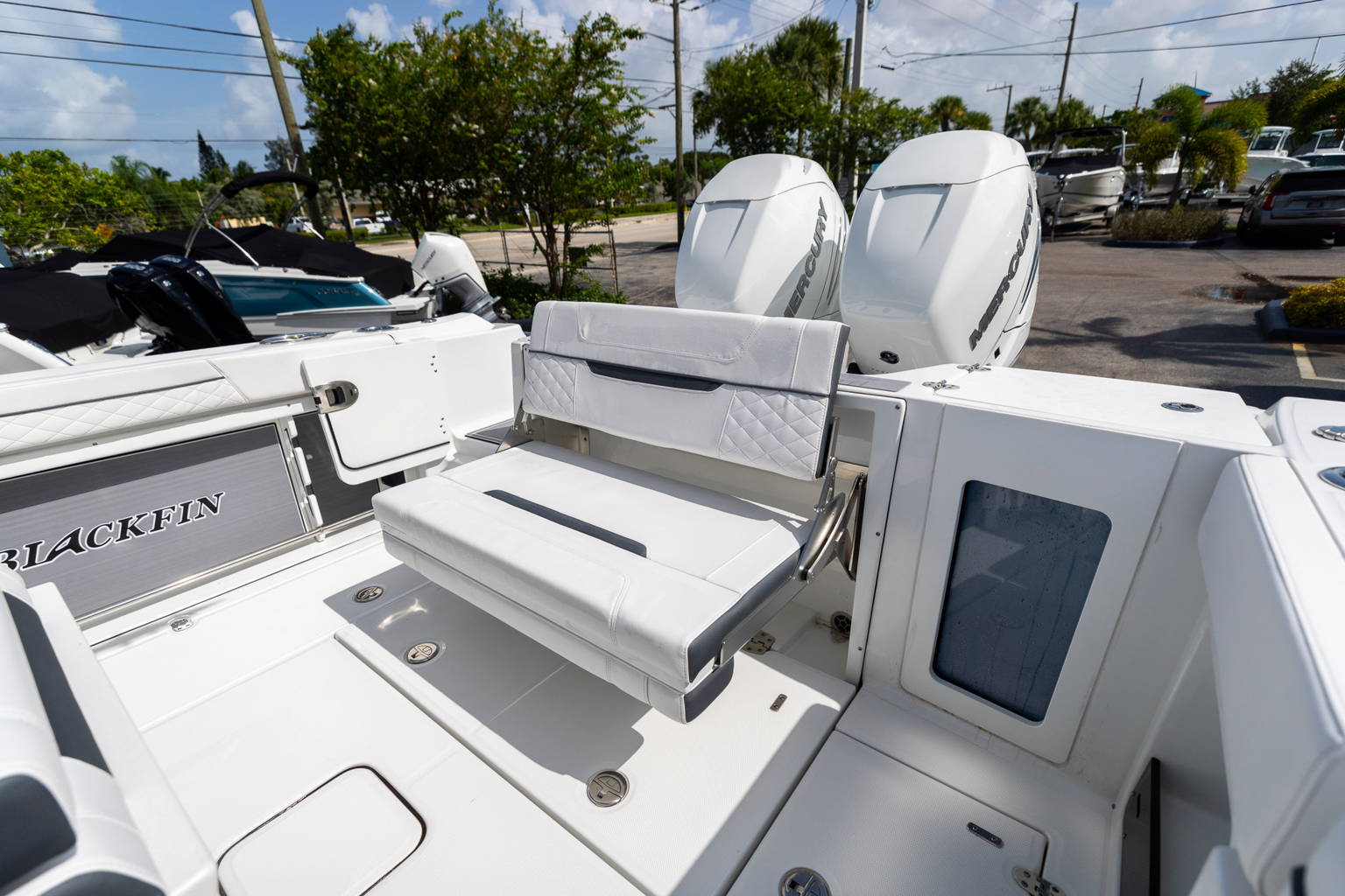 New 2023 Blackfin 302CC #E143 image 19