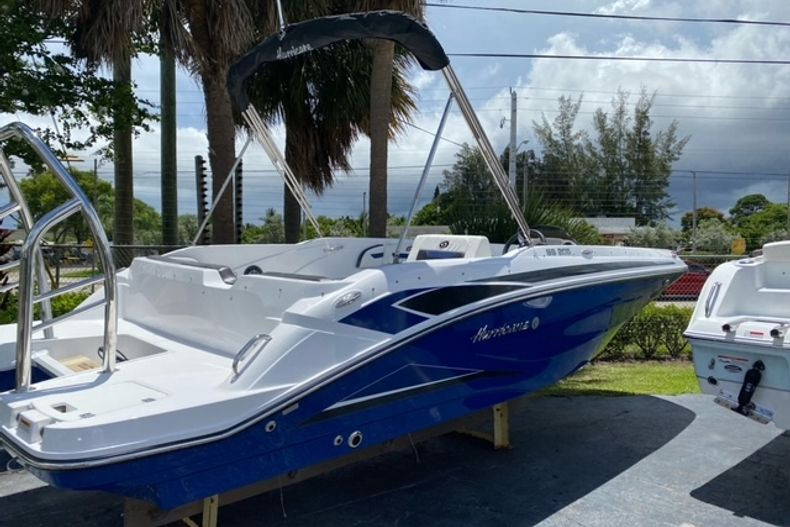 New 2022 Hurricane SunDeck Sport OB SS 205 OB #7870 image 2