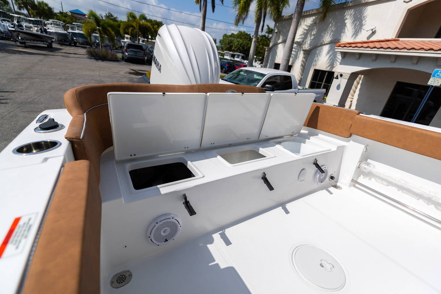 New 2024 Sea Hunt Ultra 239 SE #0208 image 12