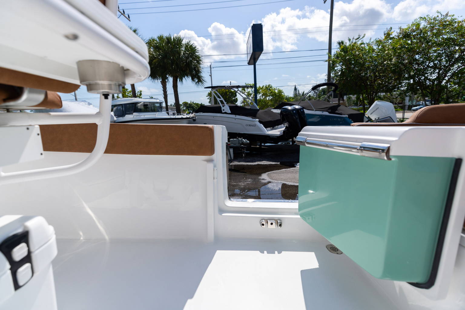 New 2024 Sea Hunt Ultra 239 SE #0208 image 14