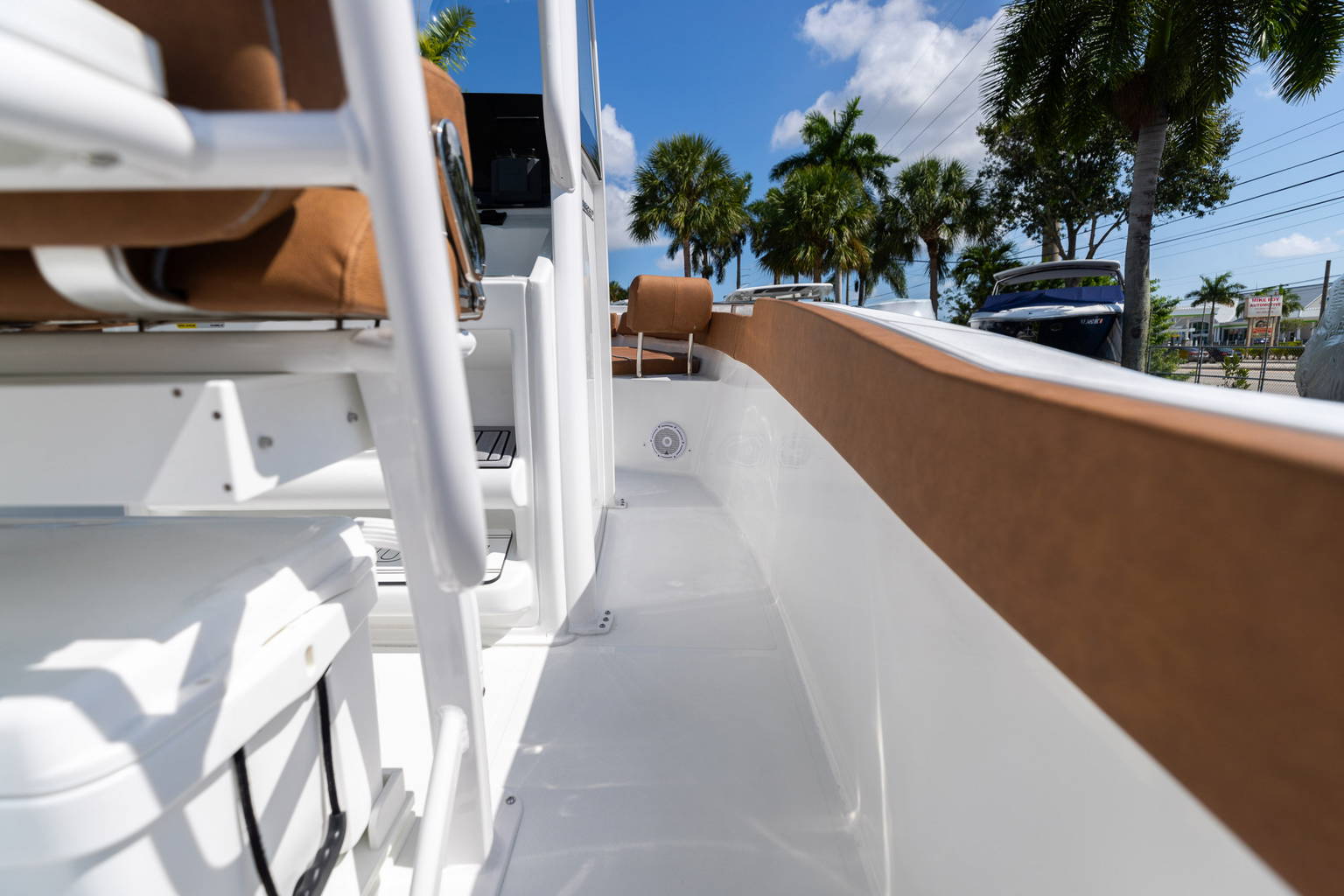 New 2024 Sea Hunt Ultra 239 SE #0208 image 15