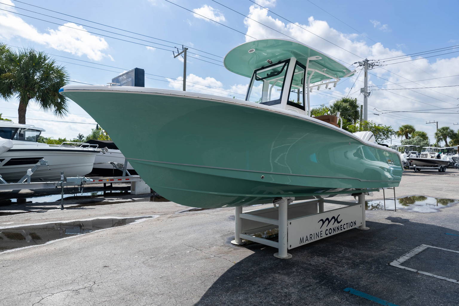 New 2024 Sea Hunt Ultra 239 SE #0208 image 4