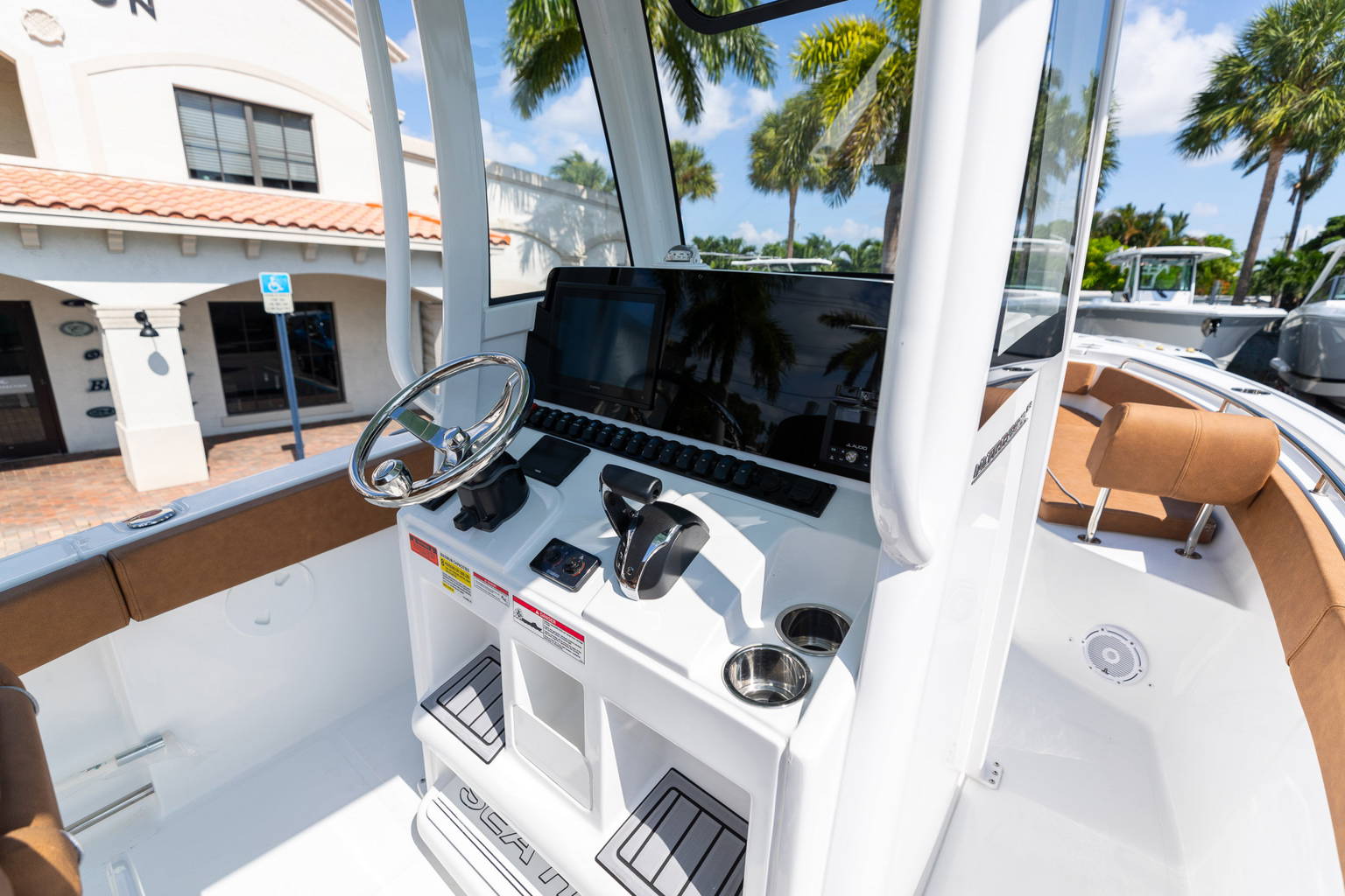 New 2024 Sea Hunt Ultra 239 SE #0208 image 18