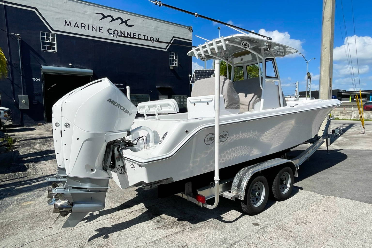 New 2024 Limitless 26 Center Console #6017 image 7
