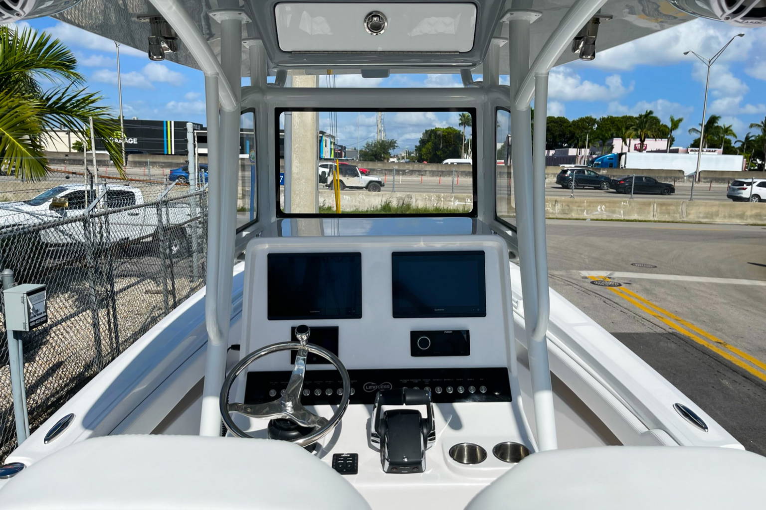 New 2024 Limitless 26 Center Console #6017 image 29