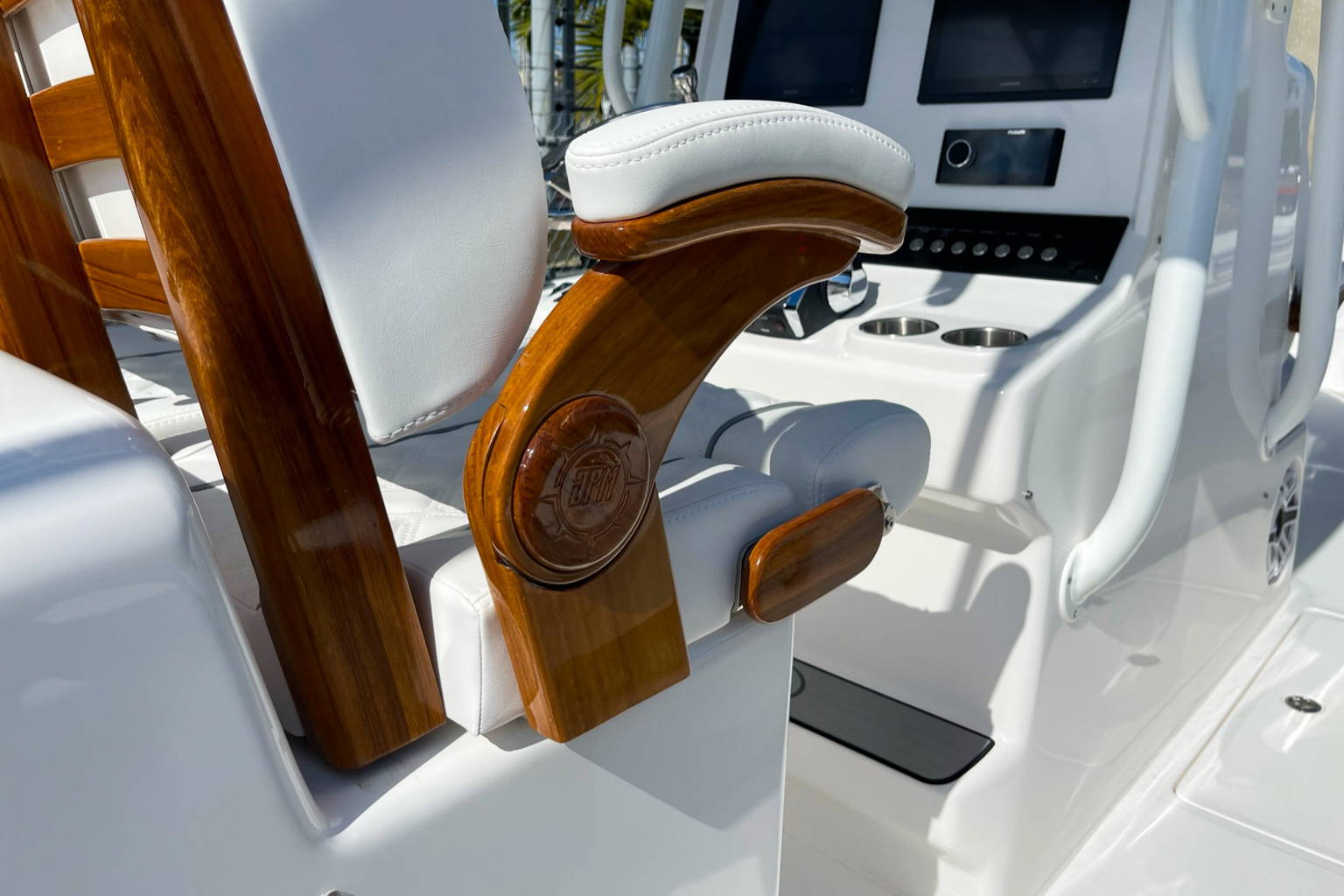 New 2024 Limitless 26 Center Console #6017 image 27