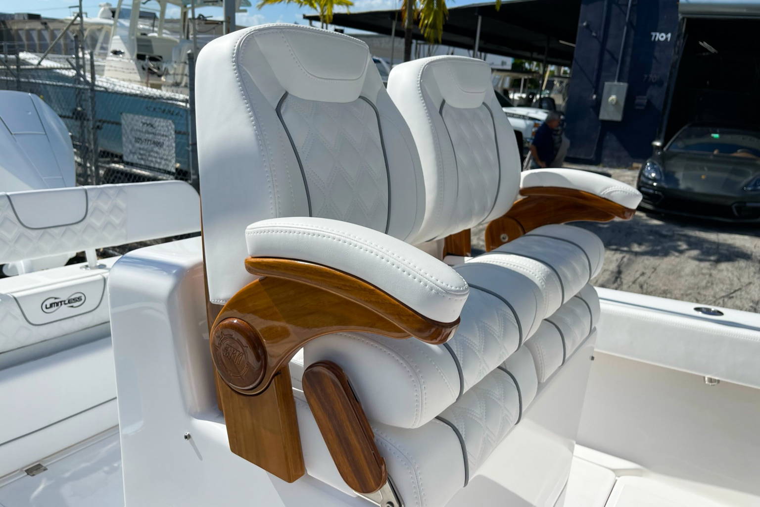 New 2024 Limitless 26 Center Console #6017 image 31