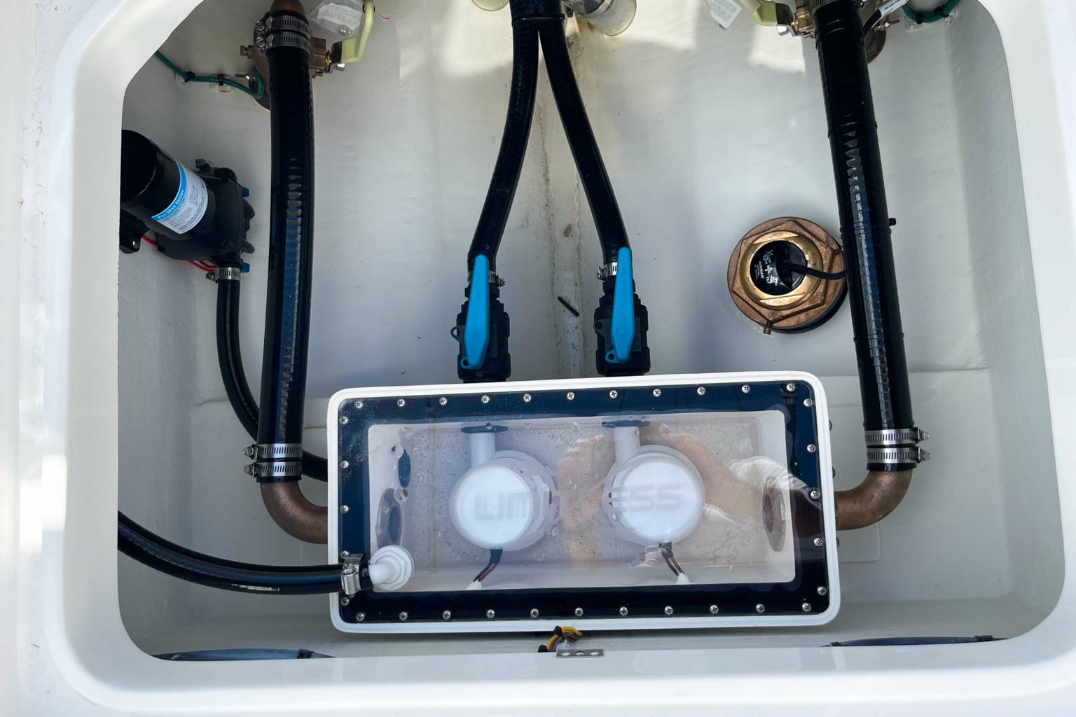 New 2024 Limitless 26 Center Console #6017 image 18