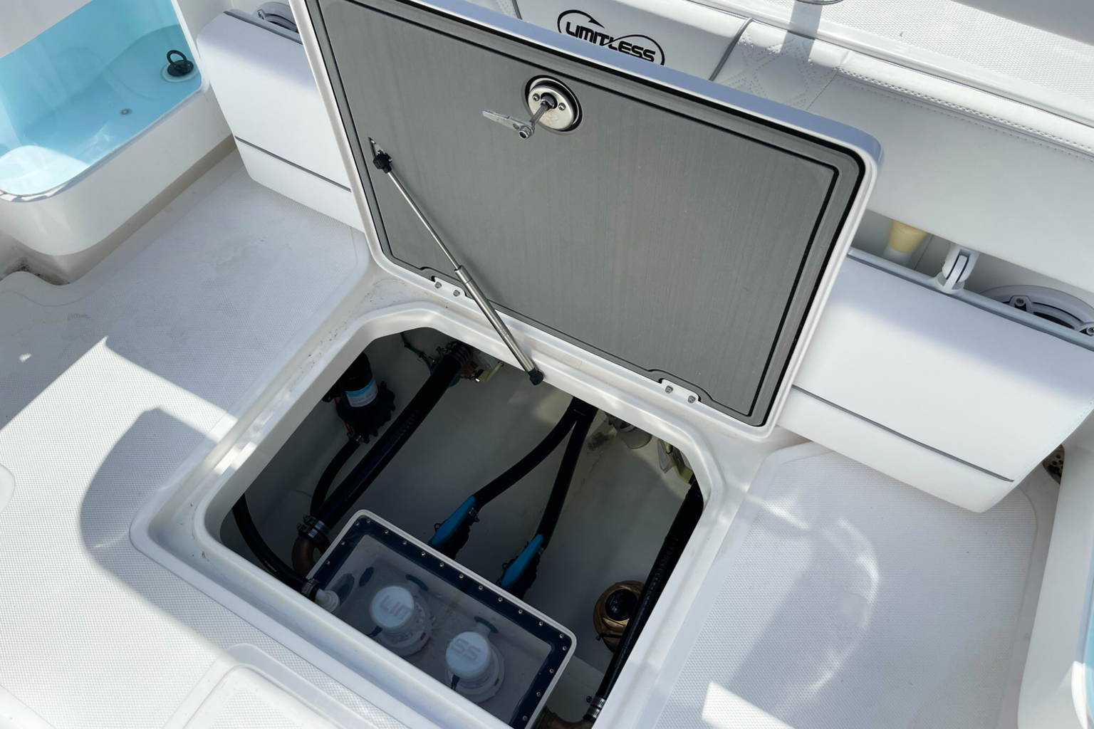 New 2024 Limitless 26 Center Console #6017 image 17