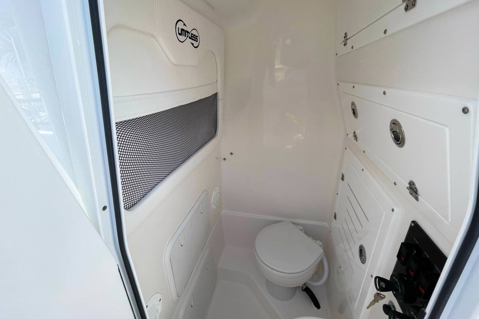 New 2024 Limitless 26 Center Console #6017 image 41