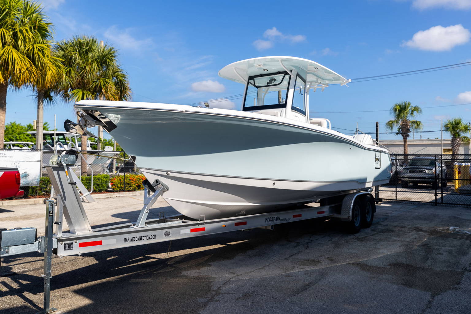 New 2023 Sea Hunt Ultra 305 SE #0107 image 4