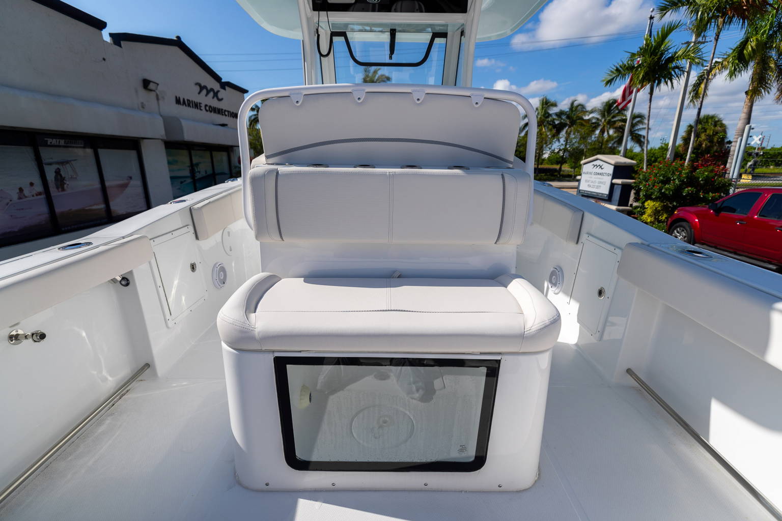 New 2023 Sea Hunt Ultra 305 SE #0107 image 20