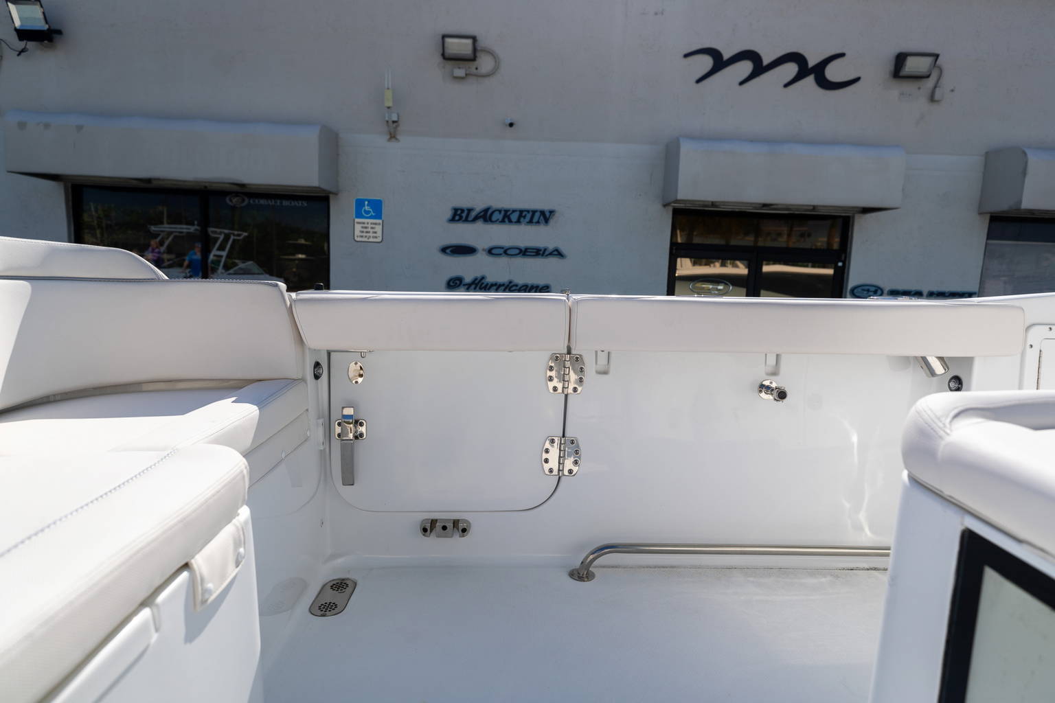 New 2023 Sea Hunt Ultra 305 SE #0107 image 22