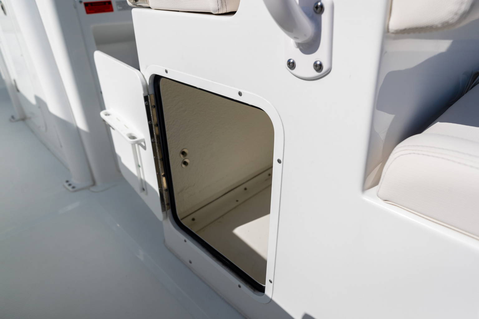New 2023 Sea Hunt Ultra 305 SE #0107 image 26