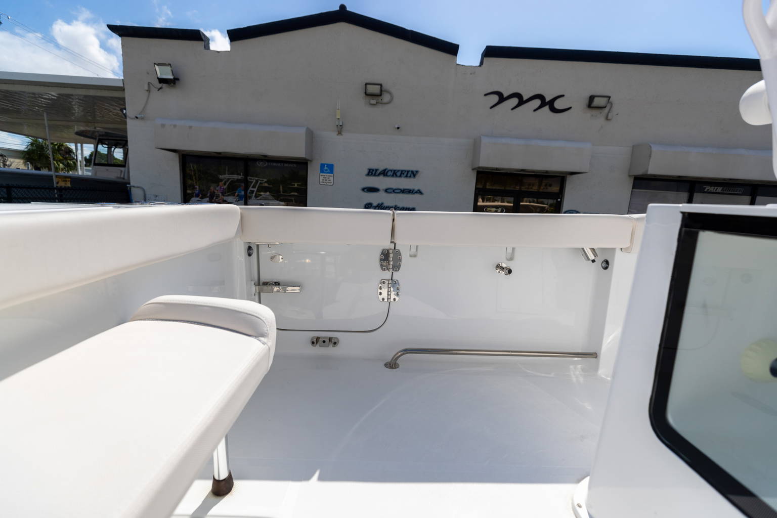 New 2023 Sea Hunt Gamefish 27 FS #0559 image 23