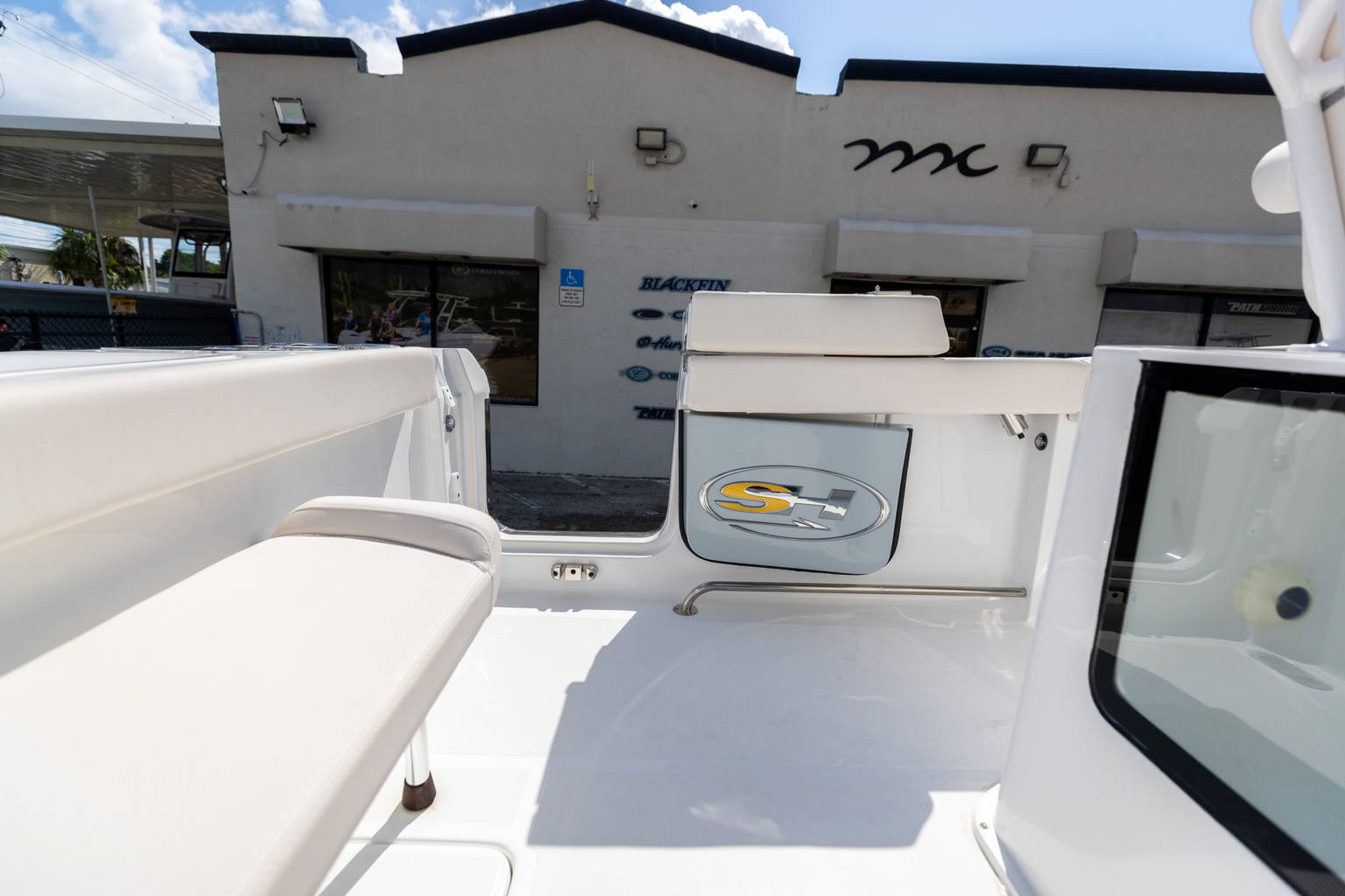 New 2023 Sea Hunt Gamefish 27 FS #0559 image 24