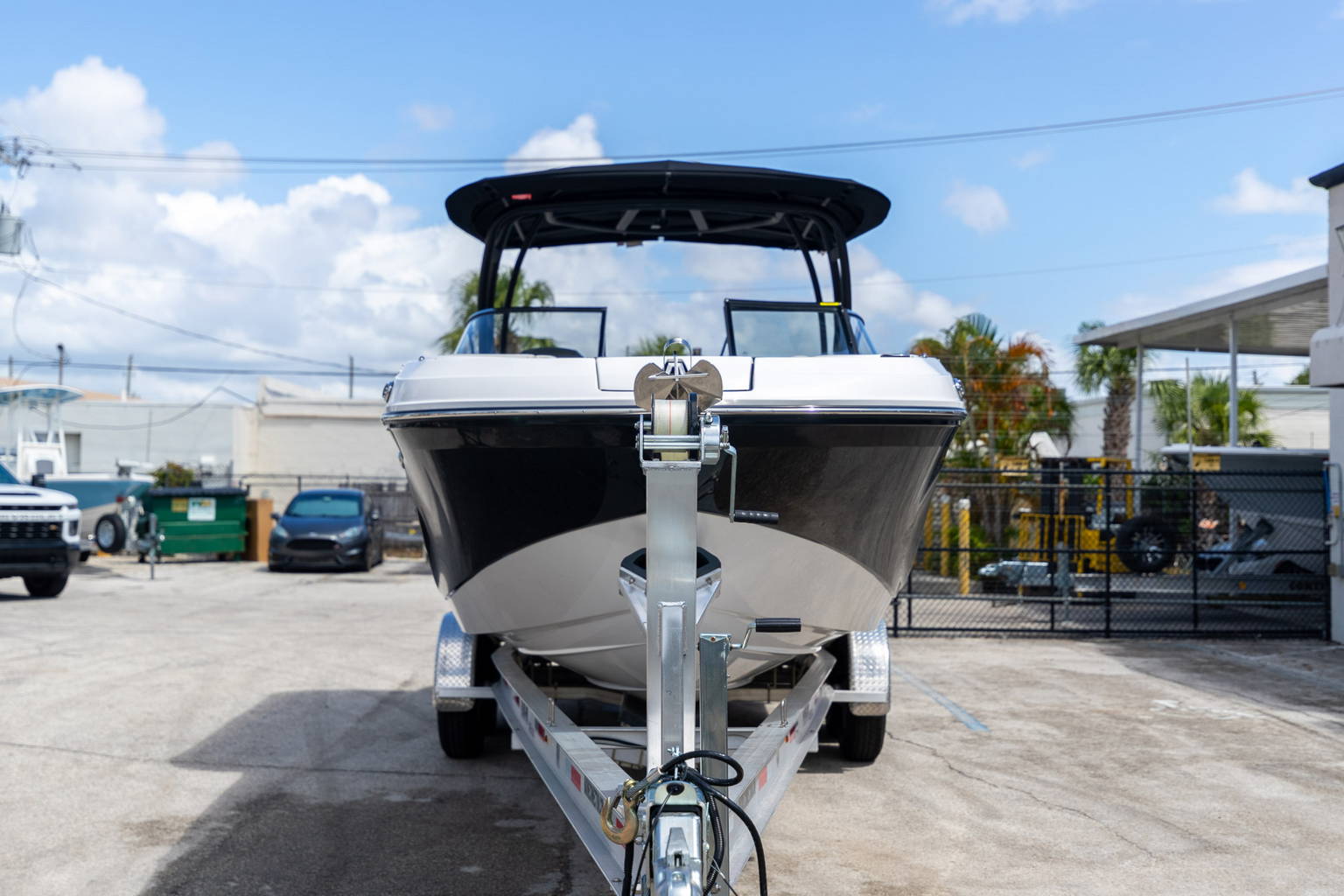 New 2024 Hurricane SunDeck 2600 OB #2855 image 3