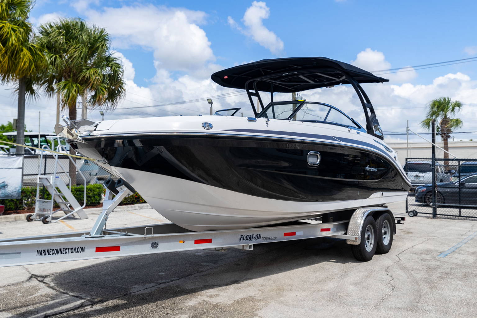 New 2024 Hurricane SunDeck 2600 OB #2855 image 4