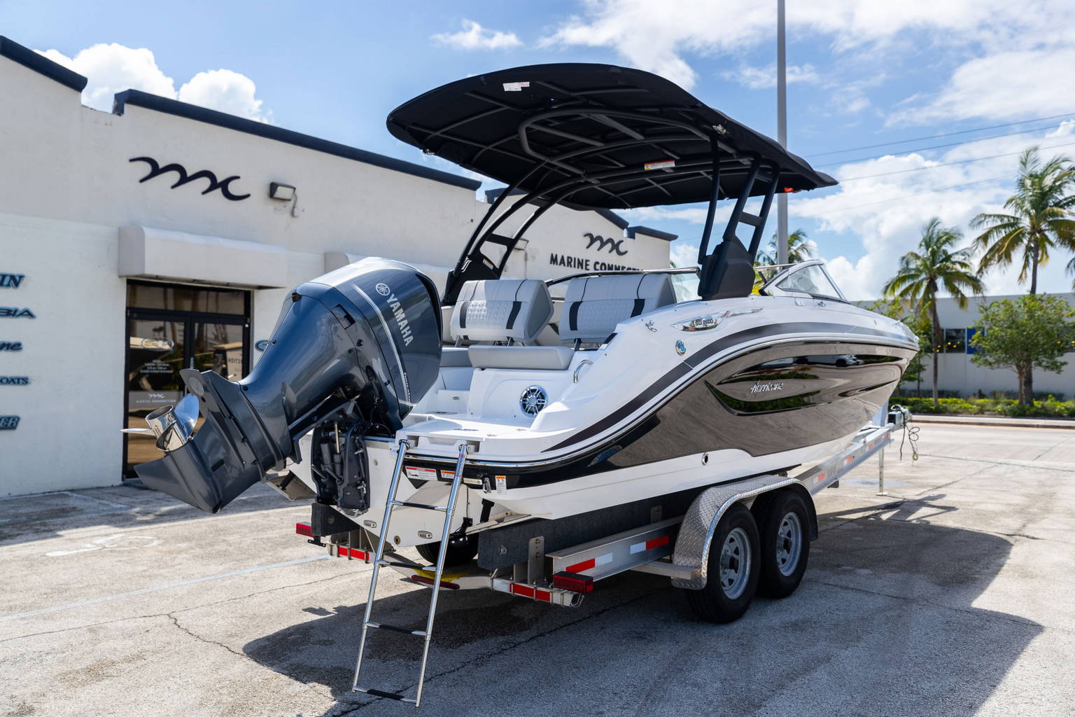 New 2024 Hurricane SunDeck 2600 OB #2855 image 8