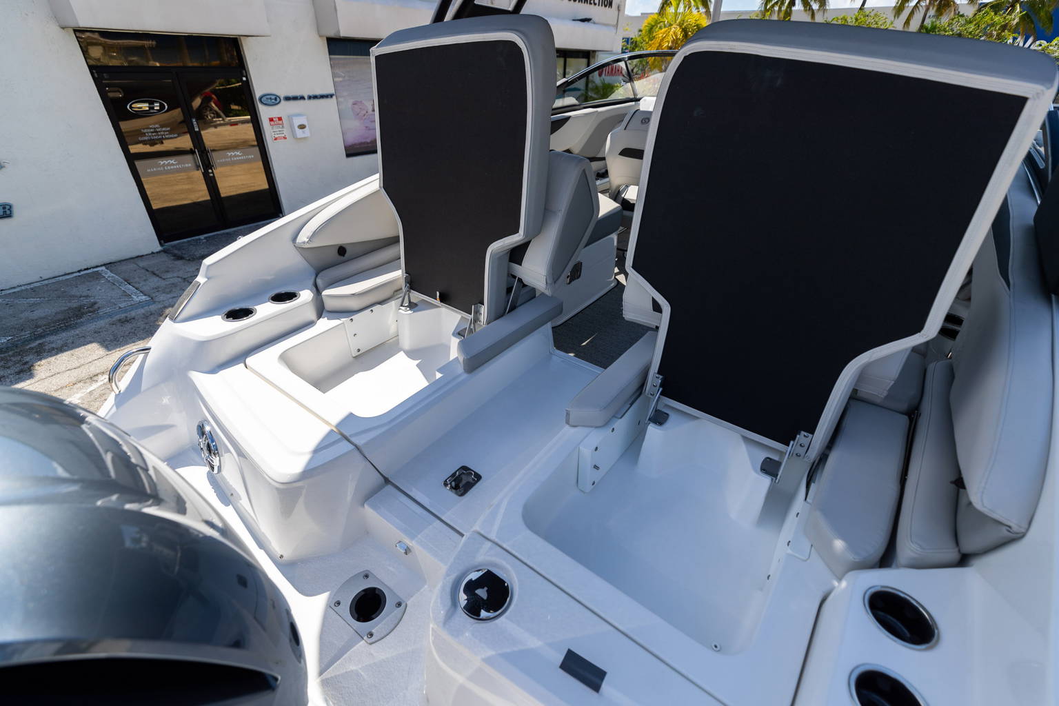 New 2024 Hurricane SunDeck 2600 OB #2855 image 11