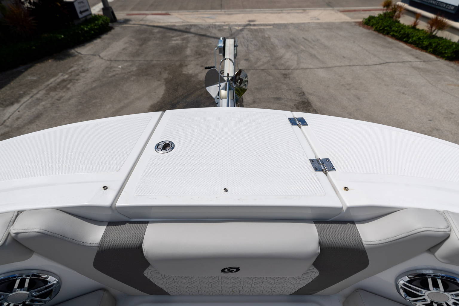 New 2024 Hurricane SunDeck 2600 OB #2855 image 43